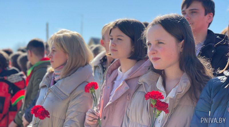 Митинг в деревне Дубинка (22 марта 2022 г., ко Дню Памяти жертв Хатыни)