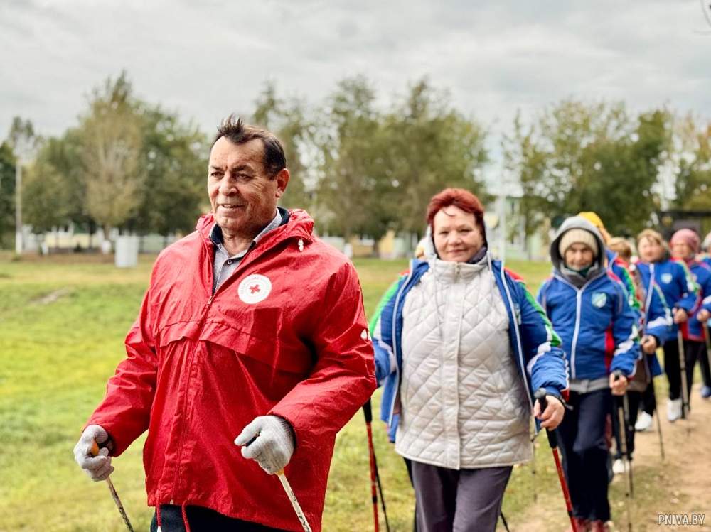 Республиканский марафон по скандинавской ходьбе объединил жителей Могилевского района «серебряного возраста»