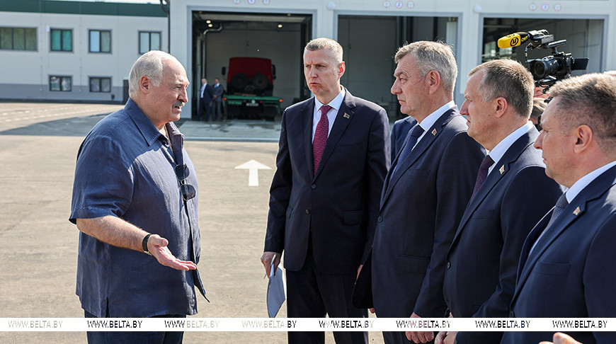 Александр Лукашенко: райагросервисы должны стать опорными пунктами для отечественных производителей техники