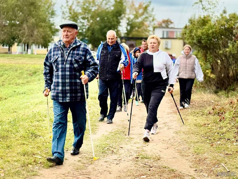 Марафон по скандинавской ходьбе «Шаг к долголетию»