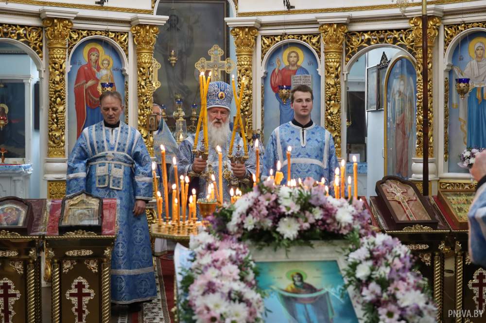 Храм Покрова Пресвятой Богородицы в Вейно отпраздновал 215-летний юбилей