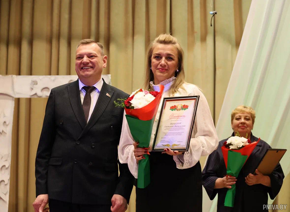 Чествование женщин Могилевского района